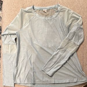 Lightweight mesh workout long sleeve top